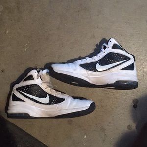 FLY WIRE Basketball Shoes